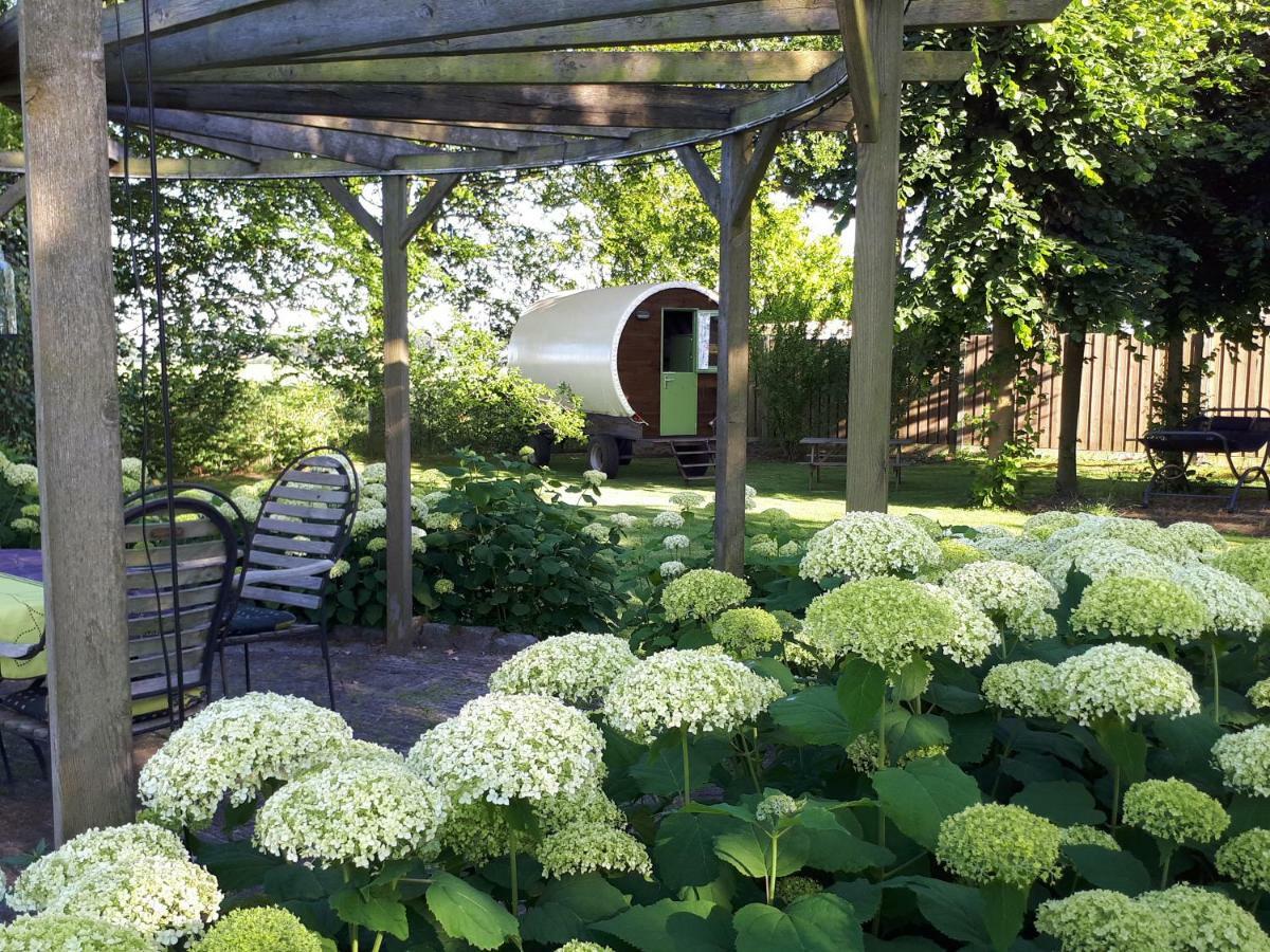 Hotel Irish Bowtop Op Het Platteland Van Huize Ouwervelden Wouwsche Plantage Exterior foto